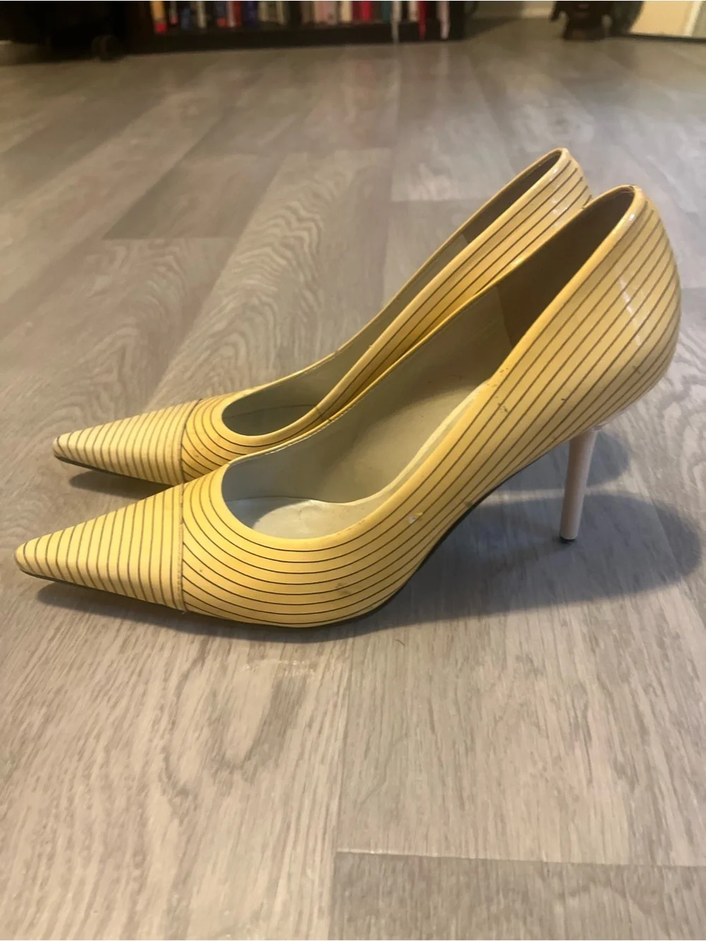 BCBGirls Yellow and Black Striped Pointed Toe Pumps Y2K